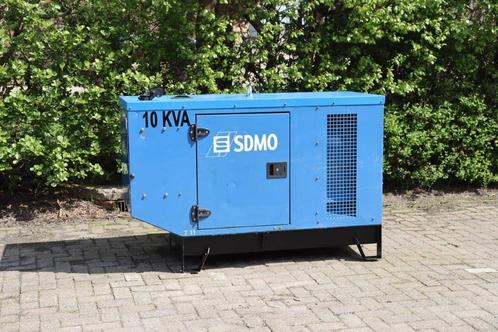 Veiling: Generator SDMO AT00470TO4N Diesel 10kVA, Articles professionnels, Machines & Construction | Générateurs, Enlèvement