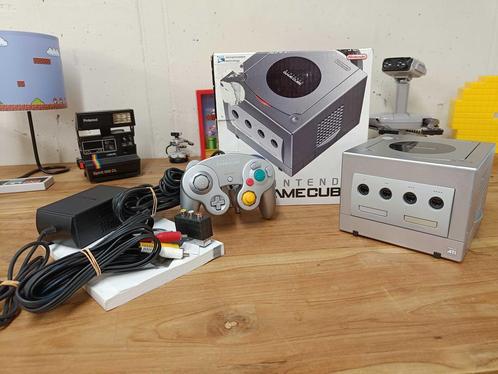 Nintendo Gamecube Console silver[Complete], Consoles de jeu & Jeux vidéo, Consoles de jeu | Nintendo GameCube, Envoi