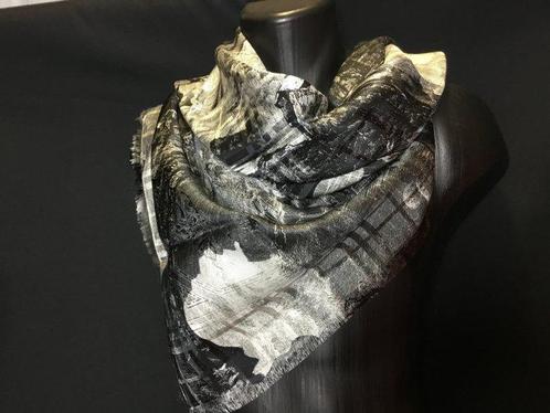 Burberry - SILK 3D COLLECTOR - Sjaal, Antiquités & Art, Tapis & Textile