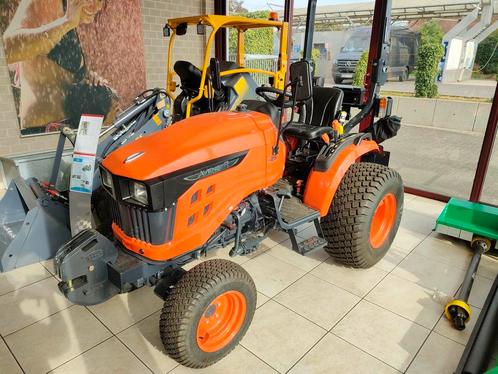 Opruiming stock 4 x 4  Avenger 26 PK  gazonbanden Nieuw, Articles professionnels, Agriculture | Tracteurs