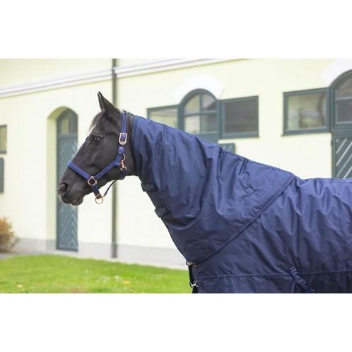 High neck rugbe 200 m, dark navy - kerbl, Animaux & Accessoires, Chevaux & Poneys | Couvertures & Couvre-reins, Neuf