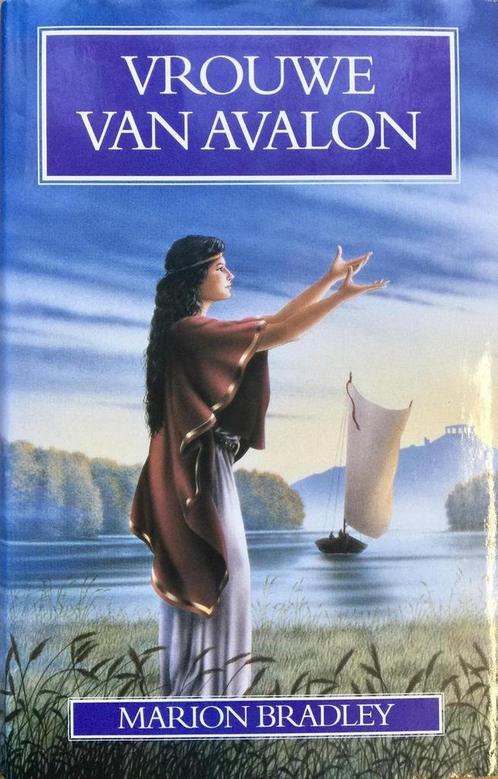 Vrouwe van Avalon / Avalonserie / 3 9789022522196, Boeken, Historische romans, Zo goed als nieuw, Verzenden