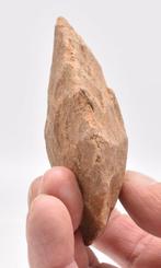 Acheuléen Kwartsiet Indrukwekkende hartvormige bifaciale