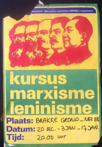 Communistische kursus in Amsterdam op poster (lijst optie) beschikbaar voor biedingen