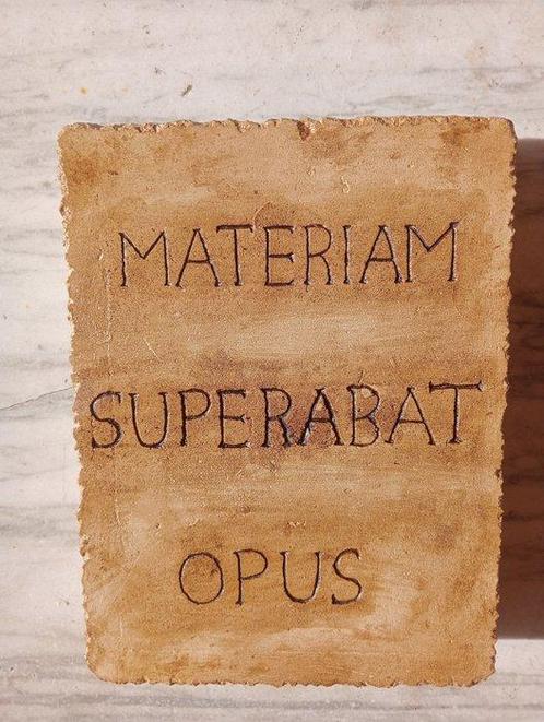 Sculpture, Stemma Araldico  Materiam Superabat Opus - 25, Antiek en Kunst, Curiosa en Brocante