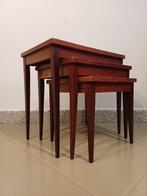 Tables gigognes - Teck - Trois petites tables dappoint, Antiquités & Art