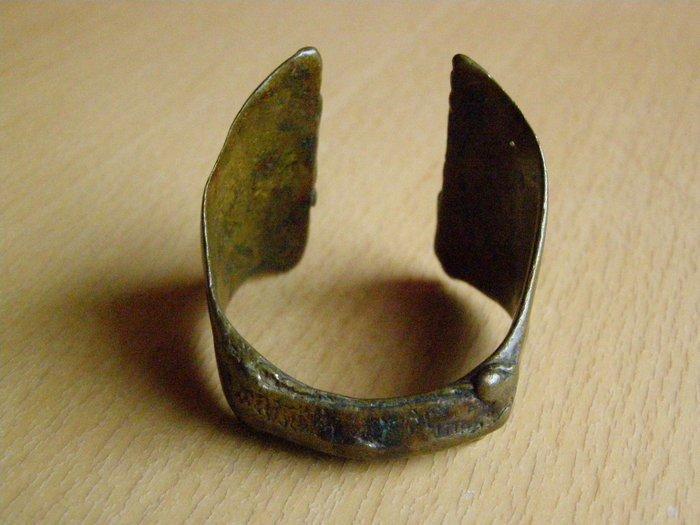 Armband - C-vorm Manchet Armband - Gurunshi - Ghana -, Antiek en Kunst, Kunst | Niet-Westerse kunst