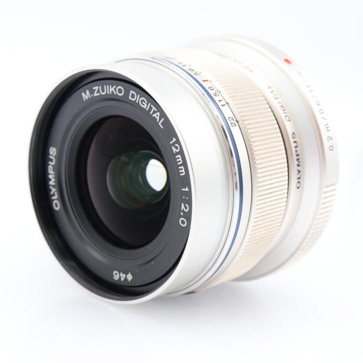 Olympus M.Zuiko Digital 12mm f/2 ED zilver | Tweedehands, Audio, Tv en Foto, Foto | Lenzen en Objectieven, Zo goed als nieuw, Verzenden