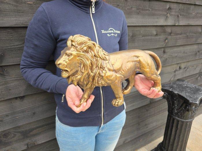 Beeld, Large Lion - 41cm New - 24.5 cm - Hars, Antiek en Kunst, Curiosa en Brocante