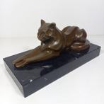 Michel Decoux (1837-1924) - sculptuur, Reclining Cat in