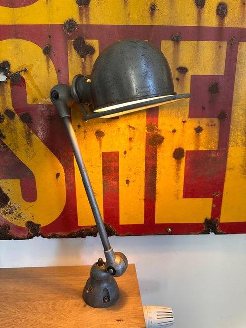 Jielde - Jean-Louis Domecq - Tafellamp - Aluminium, Messing,, Antiek en Kunst, Antiek | Verlichting