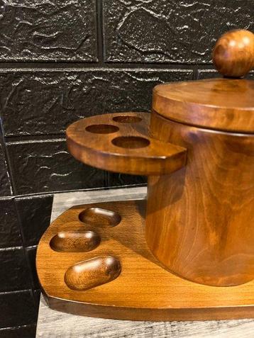 Zonder Minimumprijs - Tabaksdoos - massief - Support à pipes beschikbaar voor biedingen