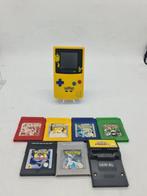Nintendo Pokemon Gameboy Color Pikachu Edition + Pokemon, Games en Spelcomputers, Spelcomputers | Overige Accessoires, Nieuw