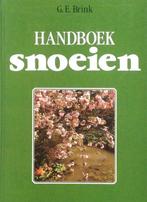 Handboek Snoeien 9789051120400, Gelezen, G.E. Brink, Verzenden