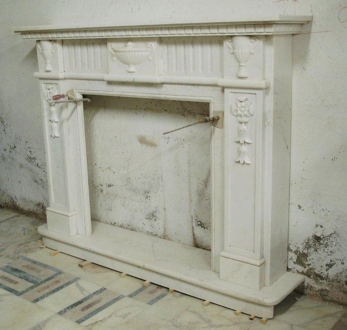 Neoklassieke stijl Schouw - Bardini Marmi - F.lli Bardini -, Antiek en Kunst, Curiosa en Brocante