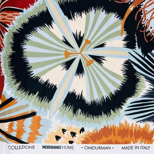 Missoni Home - Nieuwe set van vier - Kussen, Antiek en Kunst, Antiek | Tapijten, Tafelkleden en Textiel
