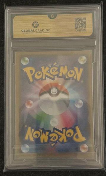 Pokémon - 1 Graded card - Dracaufeu, Reshiram 96/95 Holo,