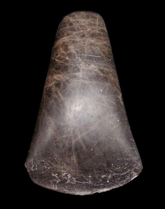 IJzertijd - Grote bijl van bewerkte en gepolijste steen -, Antiquités & Art, Antiquités | Autres Antiquités