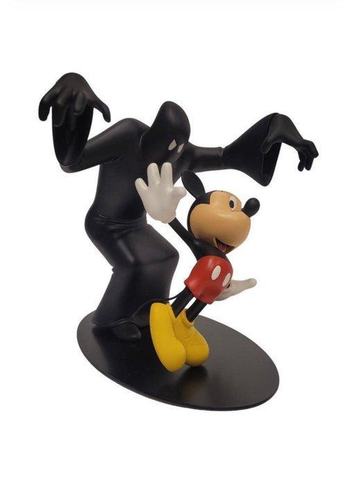 Mickey Mouse and Phantom Figurine - Leblon Delienne, Verzamelen, Disney