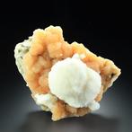 391g geweldige SCOLESITE-bal op STILBITE van Aurangabad,, Verzamelen, Mineralen en Fossielen
