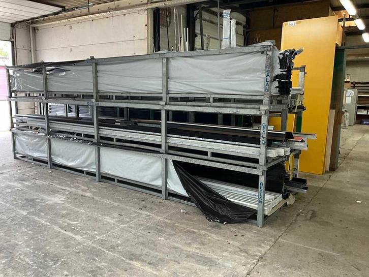 Online veiling - Langmateriaal container (12x), Zakelijke goederen, Machines en Bouw | Heftrucks en Intern transport, Ophalen