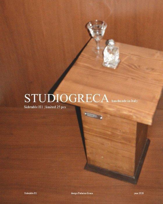 Studio Greca - Salontafel - Bijzettafel H1 - Hout - Beperkt, Antiquités & Art, Art | Objets design