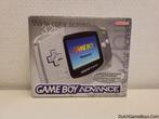 Gameboy Advance - Liimited Edition Platinum - Boxed