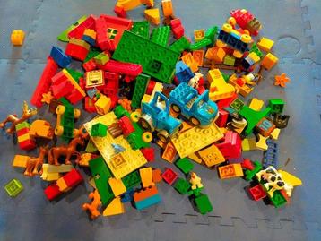 Lego Briques - Duplo - Fattoria 10525 + Trenino 10556 beschikbaar voor biedingen