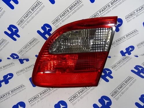 Achterlicht E-klasse w211 Achterklep Combi Rechts, Auto-onderdelen, Verlichting, Gebruikt, 3 maanden garantie, Mercedes-Benz, Ophalen of Verzenden