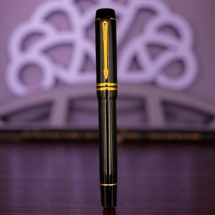 Parker - Centennial Black with Gold Trim (GT) - Vulpen, Verzamelen, Pennenverzamelingen