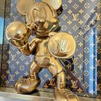 soul.arta - “Luxury Mickey boxer & LV 3D”, Antiek en Kunst