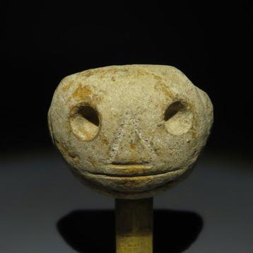 Mezcala, État de Guerrero, Mexique. Pierre Figure de crâne