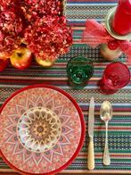 Indrukwekkend etnisch brokaat tafelkleed. - Tafelkleed - 270, Antiek en Kunst