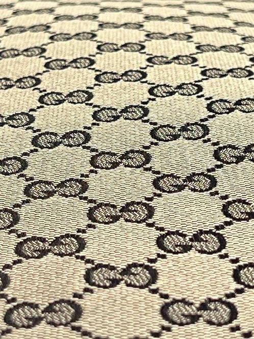 Gucci Nieuwe set van vier - Kussen, Antiek en Kunst, Antiek | Tapijten, Tafelkleden en Textiel