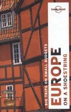 Lonely Planet Europe on a shoestring 9781786571137, Zo goed als nieuw, Lonely Planet, Mark Baker, Verzenden