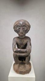 Standbeeld van hout - Luba - Congo RDC