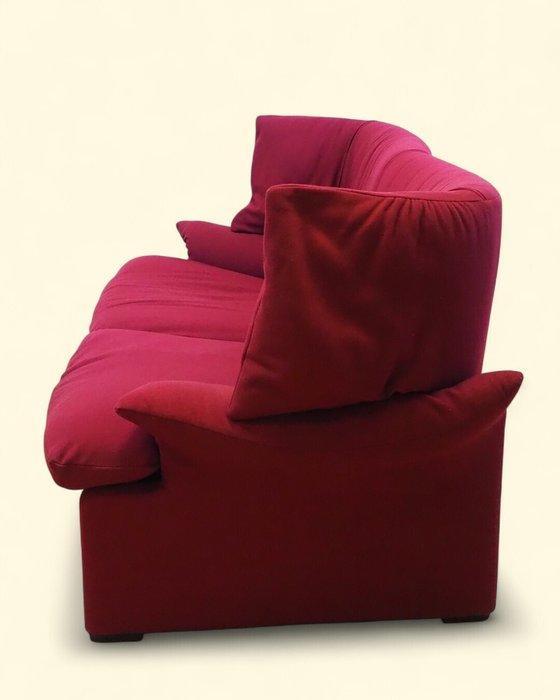 Cassina - Vico Magistretti - Sofa - Textiel - Cassina, Antiek en Kunst, Antiek | Meubels | Stoelen en Sofa's