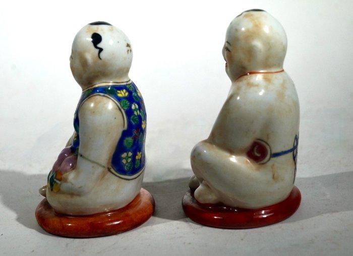 Set van twee antieke Chinese porseleinen kinderfiguren -, Antiek en Kunst, Antiek | Overige Antiek