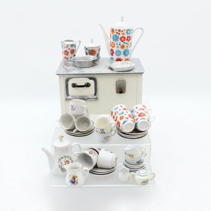 Bing, Gescha ? - Poppenhuis Kinder fornuis , Kinderservies -, Antiek en Kunst, Antiek | Speelgoed