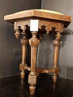 stile gotico revival, 41 cm - Kruk - Hout