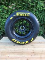 Pneu complet sur la roue - Pirelli - Formule Renault 2.0 -, Nieuw