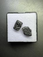 Set van 2 zwarte diamanten. 3,12 karaat. Geen reserveprijs!, Verzamelen, Mineralen en Fossielen