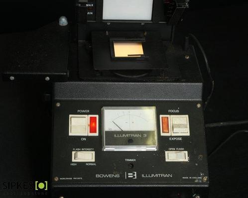 Bowens Illumitran-3 dia duplicator - Doka-apparatuur, Verzamelen, Foto-apparatuur en Filmapparatuur