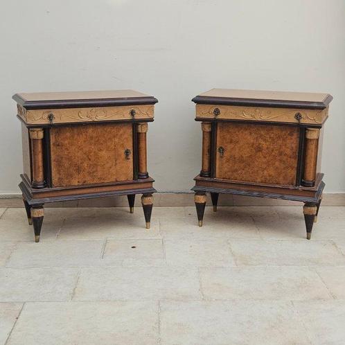 Table de chevet - Bois, Laiton, Verre - Deux tables de nuit, Antiek en Kunst, Curiosa en Brocante