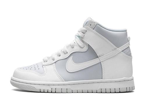 Nike Dunk High Summit White Football Grey - Maat 38.5 EU, Kleding | Heren, Schoenen, Ophalen of Verzenden