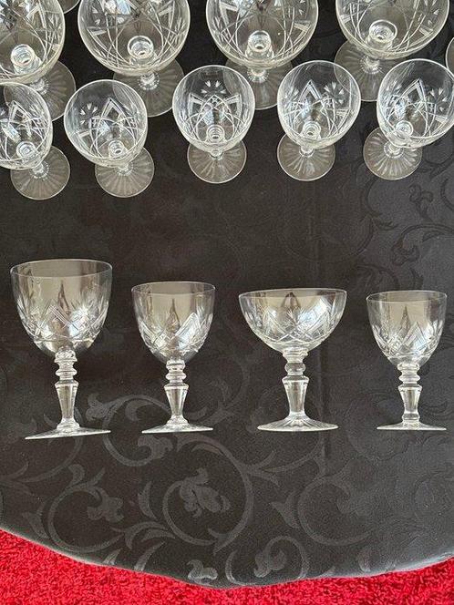 Val Saint Lambert - ART DECO Luxus-Kristall-Glas-Serie -, Antiek en Kunst, Antiek | Meubels | Tafels