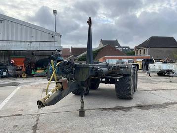 2009 AJK Containersysteem voor tractor beschikbaar voor biedingen