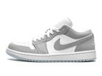 Air Jordan 1 Low Wolf Grey - Maat 38 EU, Kleding | Heren, Ophalen of Verzenden, Nieuw