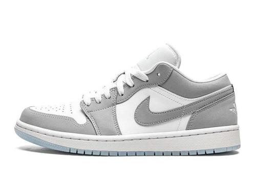 Air Jordan 1 Low Wolf Grey - Maat 37.5 EU, Kleding | Heren, Schoenen, Ophalen of Verzenden