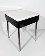 Kabinet - Krukopslagkast - Staal, Bakeliet - Ontwerp uit de